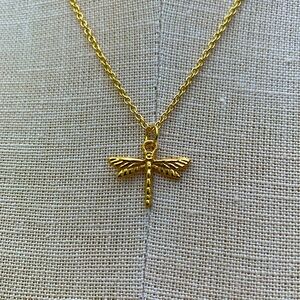 NWT Sterling Silver Plated Chain & Dragonfly Alloy Metal Charm Necklace
